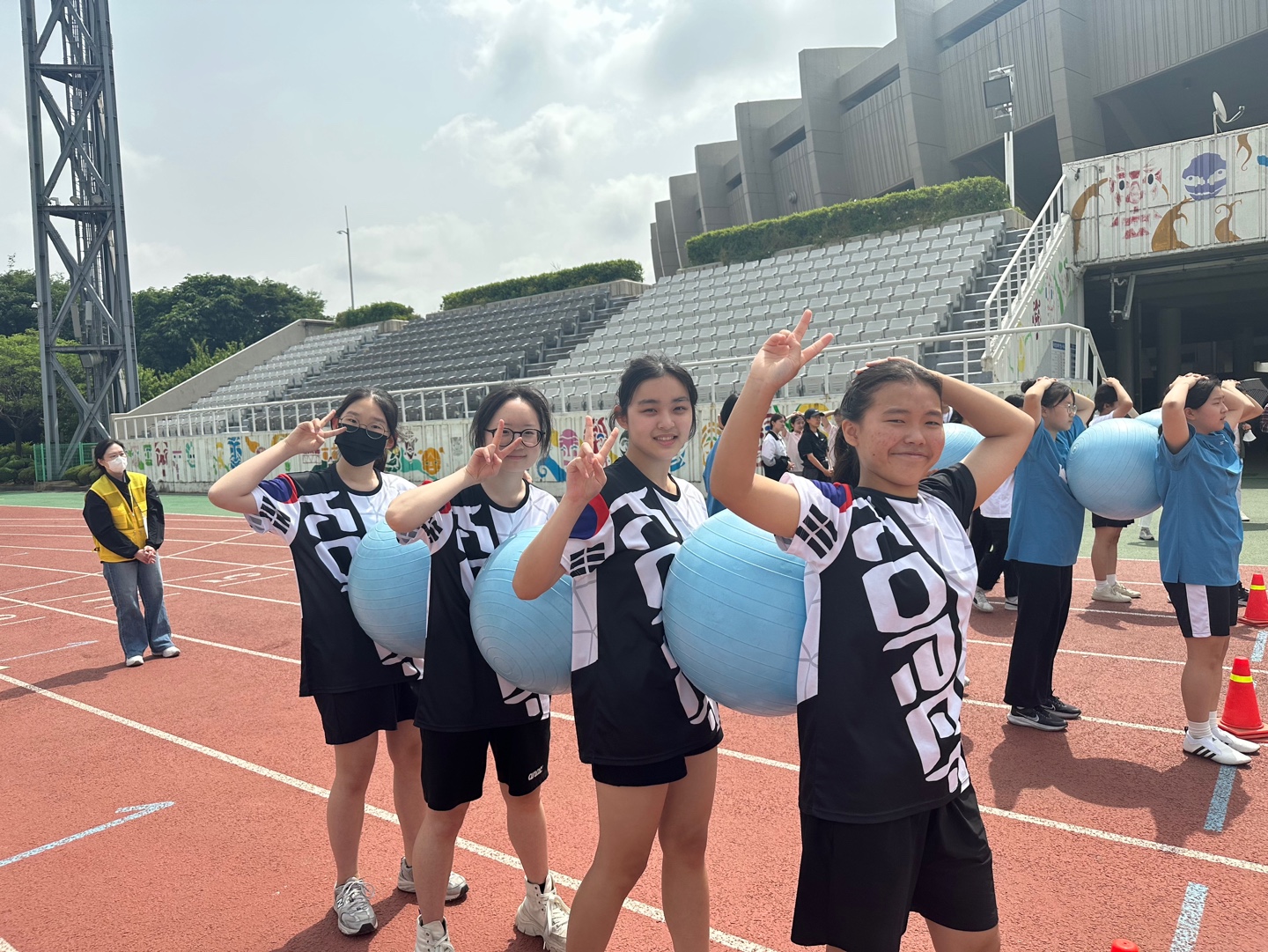 KakaoTalk_20230704_090941887_02.jpg